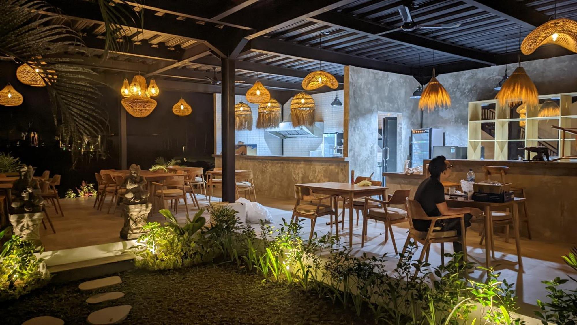 Sujiwa Ubud Hotel & Villa Exterior foto